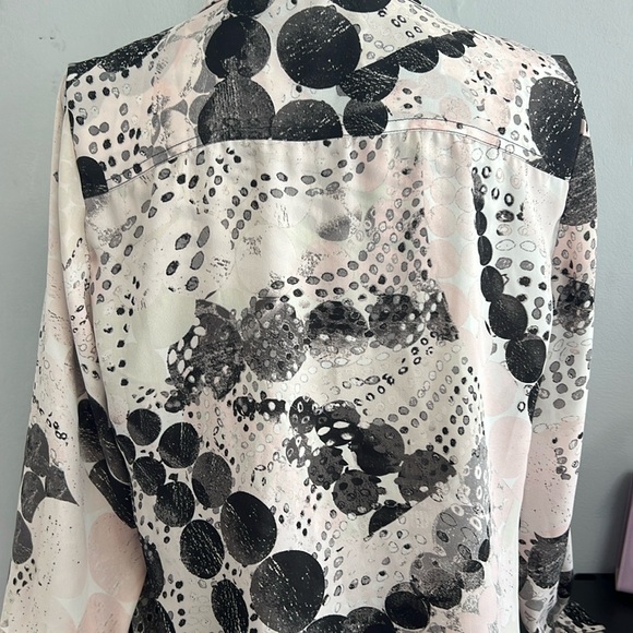 Chico's Long Sleeve Bottom Down Blouse - Picture 6 of 6